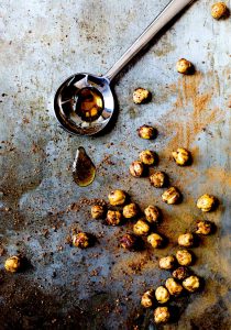 maple-cinnamon-roasted-chickpeas-new1